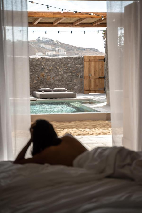 Nomad Mykonos - Small Luxury Hotels Of The World Kalo Livadi Exterior photo