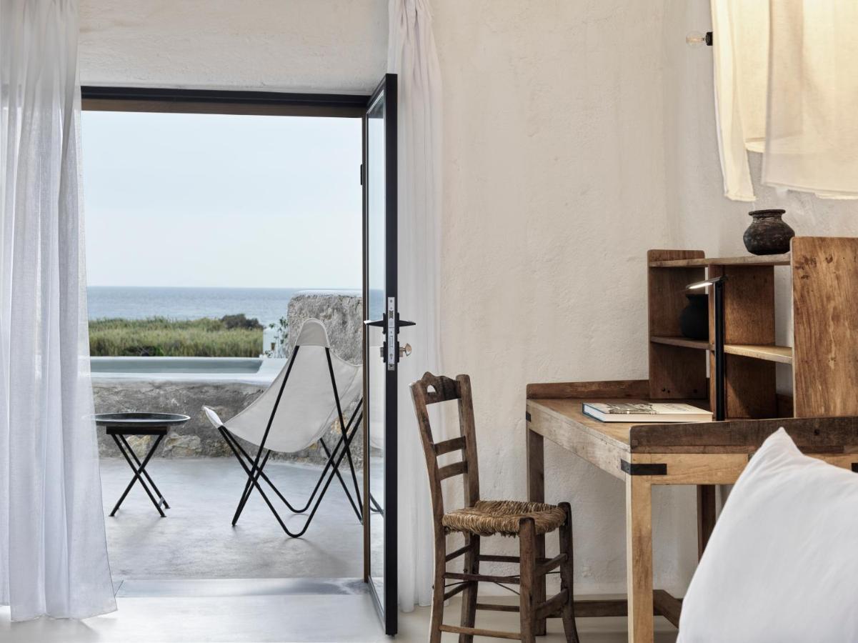 Nomad Mykonos - Small Luxury Hotels Of The World Kalo Livadi Exterior photo